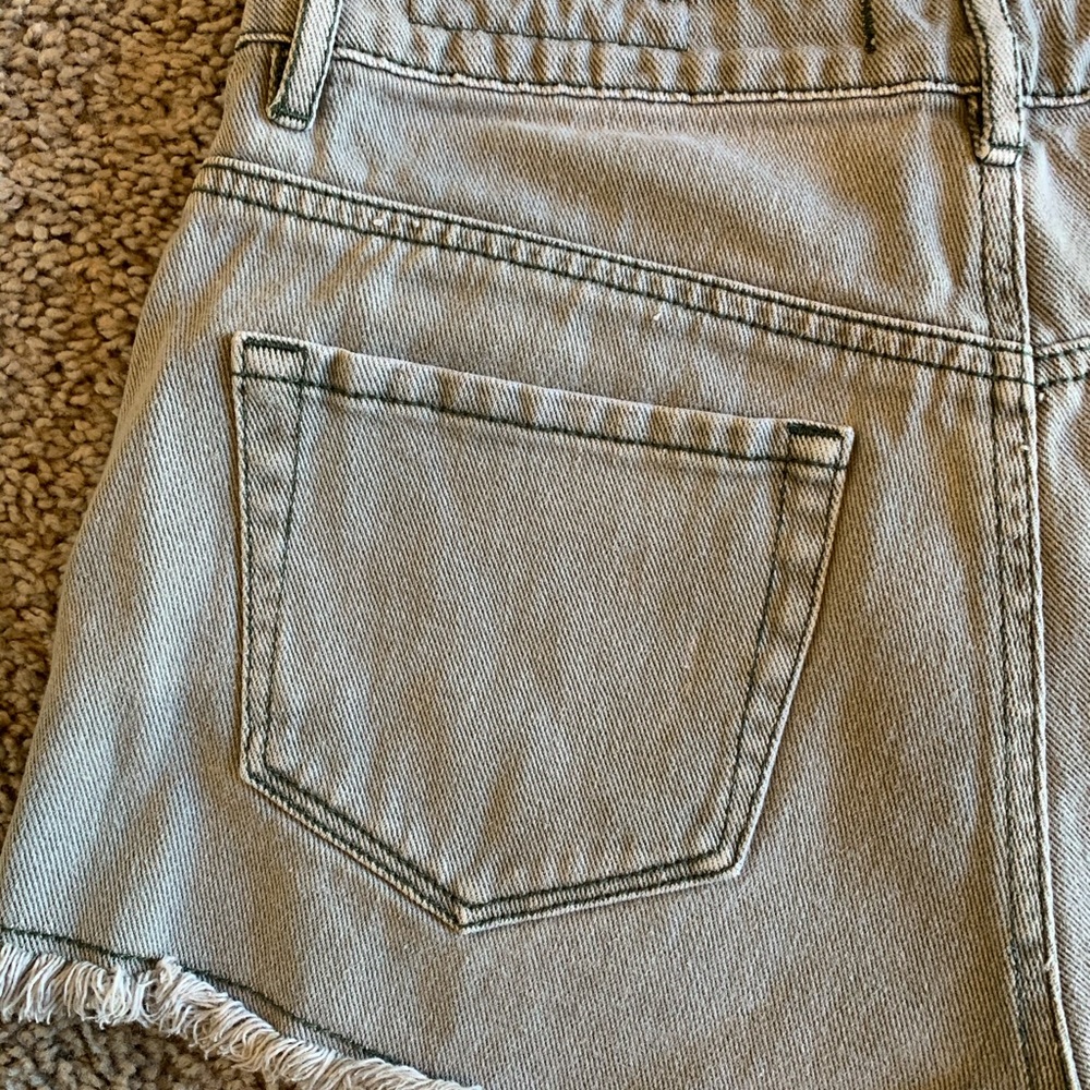 BullHead Denim High Rise Shorts - Picture 6 of 8